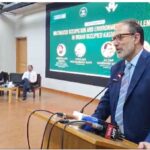 ألطاف حسين واني أثناء كلمته في ندوة الاحتلال العسكري وتأثيره على البيئة في كشمير المحتلة من الهند