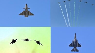 عرض جوي مهيب للقوات الجوية الباكستانية احتفالاً بيوم باكستان