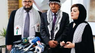 مشعال حسين موليك والسفير الفلسطيني في باكستان