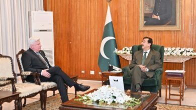 يوسف رضا جيلاني وسفير جمهورية التشيك لدى باكستان