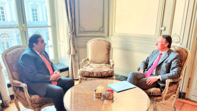 السفير بيير كارتويفيلز بالسفير رحيم حياة قريشي