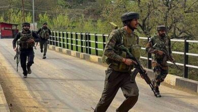 الهند ممزقة بين الاعتراف بالفشل الأمني أو إلقاء اللوم على باكستان