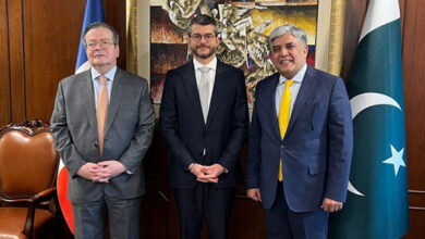 باكستان وفرنسا تتعهدان بتعزيز التعاون في مختلف القطاعات