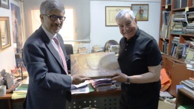 عامر شوكت سفير باكستان بالقاهرة يلتقي الدكتور زاهي حواس