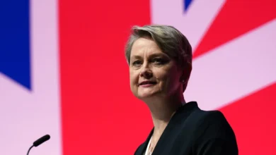 وزيرة الداخلية البريطانية إيفات كوبر