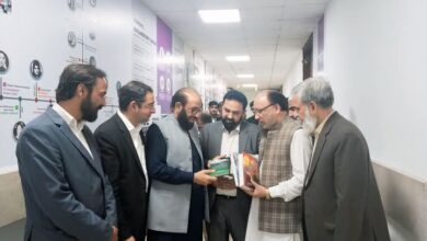 وزير الشؤون الدينية الباكستاني يدين سلوك الهند المحرض على الحرب