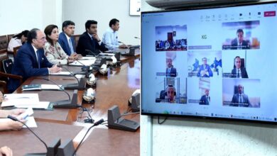 وزير المالية الباكستاني محمد أورنجزيب في اجتماعات افتراضية مع ثلاثة بنوك إماراتية