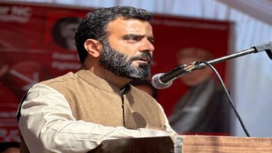 آغا روح الله: حكومة مودي تُقوّض عمدًا اقتصاد البستنة في كشمير