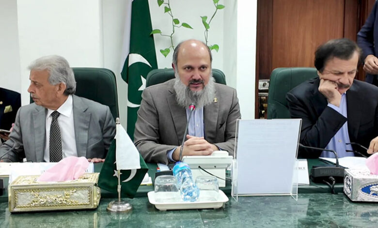 وزير التجارة يتعهد بتعزيز صادرات اللحوم الباكستانية إلى ماليزيا