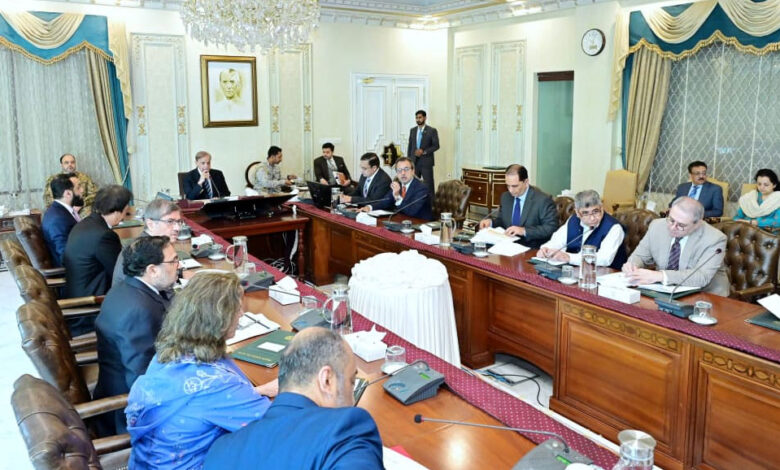 رئيس الوزراء: الحكومة تعطي الأولوية لدعم القطاعين الزراعي والصناعي