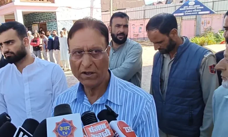 نواب كارولينا الشمالية يطالبون باستعادة الوضع الخاص لجامو وكشمير