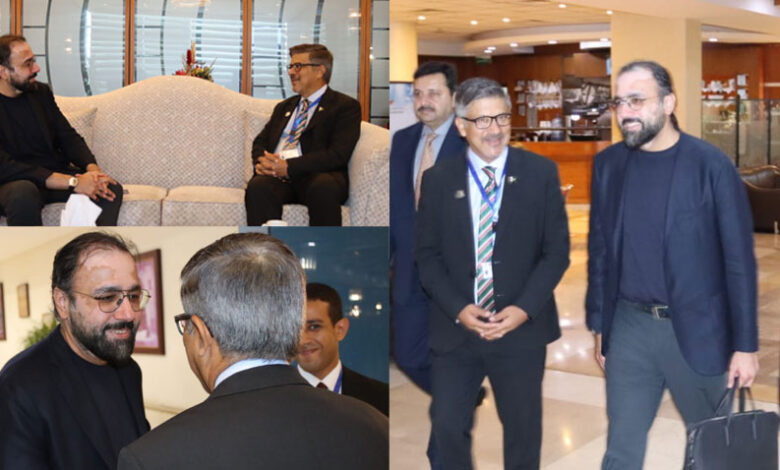 سالك حسين يمثل باكستان في حفل افتتاح المتحف المصري الكبير بالقاهرة