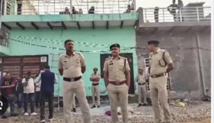 الهند تعتقل طبيبًا كشميريًا ضمن حملة مودي المتصاعدة