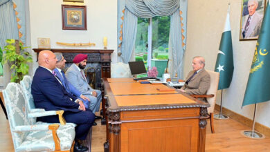 شهباز شريف يعلن استراتيجية لرعاية المجتمع السيخي في باكستان