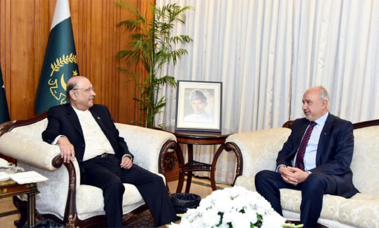 الرئيس زرداري يدعو لتعزيز التعاون الشامل بين باكستان وروسيا