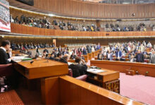 باكستان: التعديل الدستوري السابع والعشرون لعام 2025 يعيد هيكلة القضاء والجيش