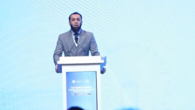 ترار يدعو إلى بناء شراكات لمكافحة التطرف على الإنترنت