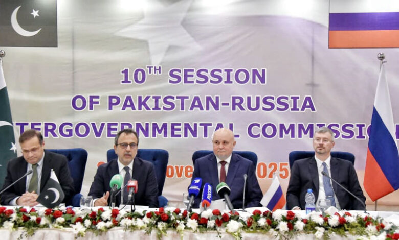 باكستان وروسيا توقعان مذكرات تفاهم مهمة في مجالات مختلفة