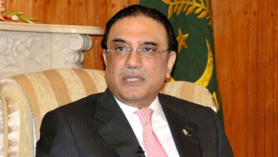 آصف علي زرداري يهنئ بولندا بيوم الاستقلال