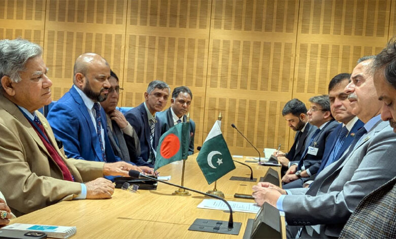 باكستان وبنجلاديش تتفقان على تعزيز التعاون البحري