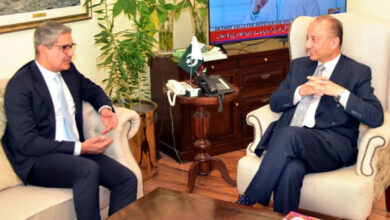 باكستان وكندا تناقشان سبل تعزيز العلاقات الثنائية