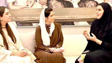 السيدة الأولى تشيد برعاية الأمومة والطفولة خلال زيارتها لأبوظبي