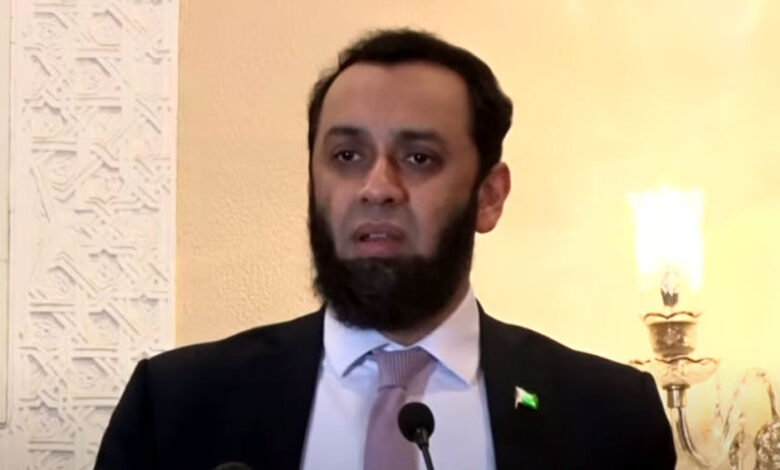 عطا الله تارار: الحكومة تسعى جاهدة لجلب الاستثمار الأجنبي إلى البلاد