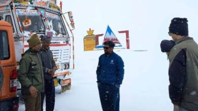 إغلاق طريق ليه-مانالي بسبب الثلوج والطقس القاسي