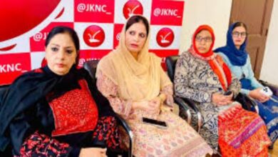 شميمة فردوس تطالب بإعادة الولاية الكاملة لجامو وكشمير