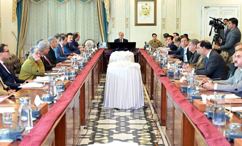 شهباز: خفض تكاليف الإنتاج الصناعي أولوية الحكومة