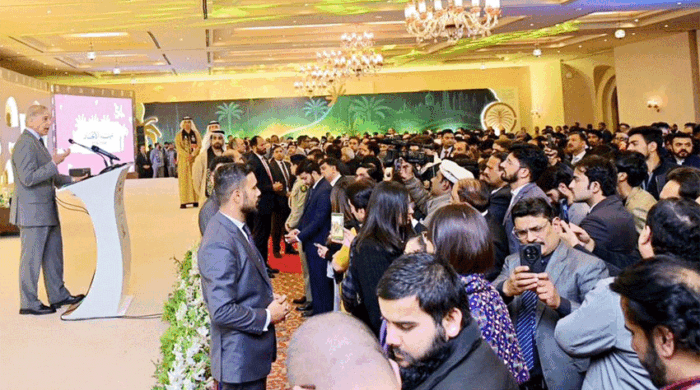 شهباز شريف يرحب باستثمارات الإمارات في مختلف القطاعات