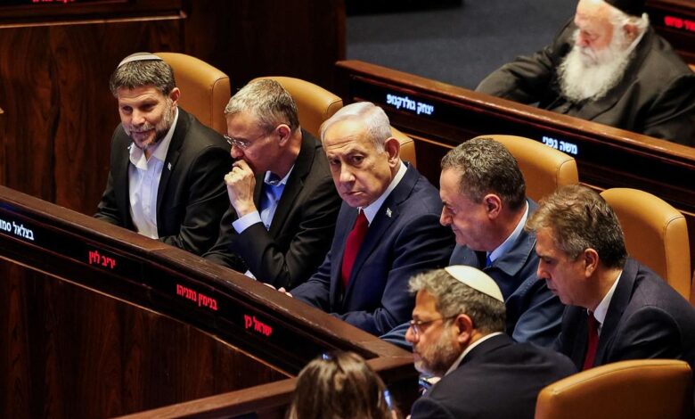 تهديدات بقنابل تُغلق 11 مدرسة في جالاندهار الهندية وتثير الذعر بين أولياء الأمور