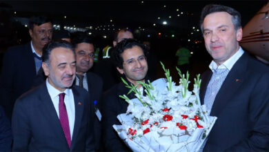 وزير الطاقة التركي يصل إلى إسلام آباد