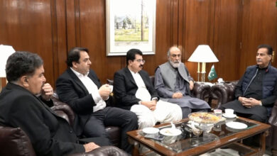 حاكم بلوشستان يلتقي رئيس الجمعية الوطنية في إسلام آباد