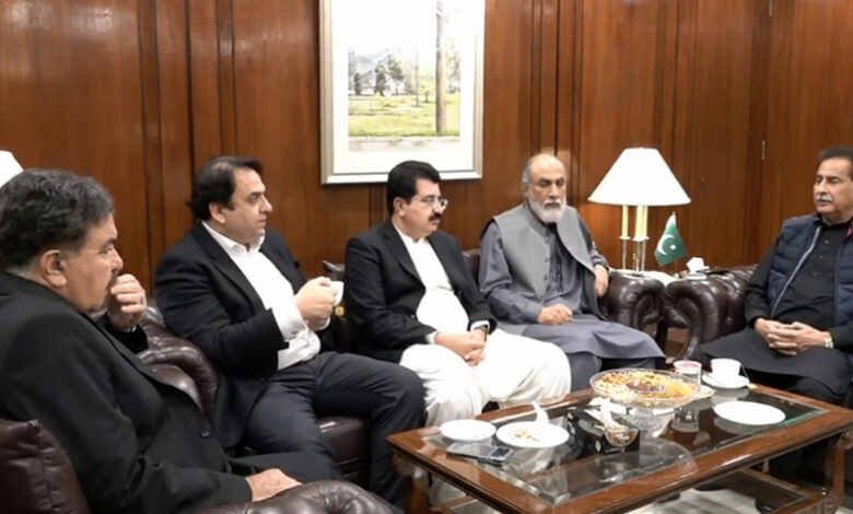 حاكم بلوشستان يلتقي رئيس الجمعية الوطنية في إسلام آباد