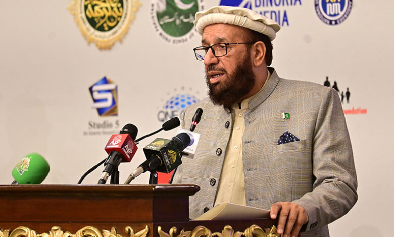 وزير الشؤون الدينية في باكستان يدعو العلماء لتعزيز الوعي بأهمية الرضاعة الطبيعية