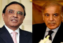 الرئيس ورئيس الوزراء يشيدان بشهداء مدرسة بيشاور العسكرية