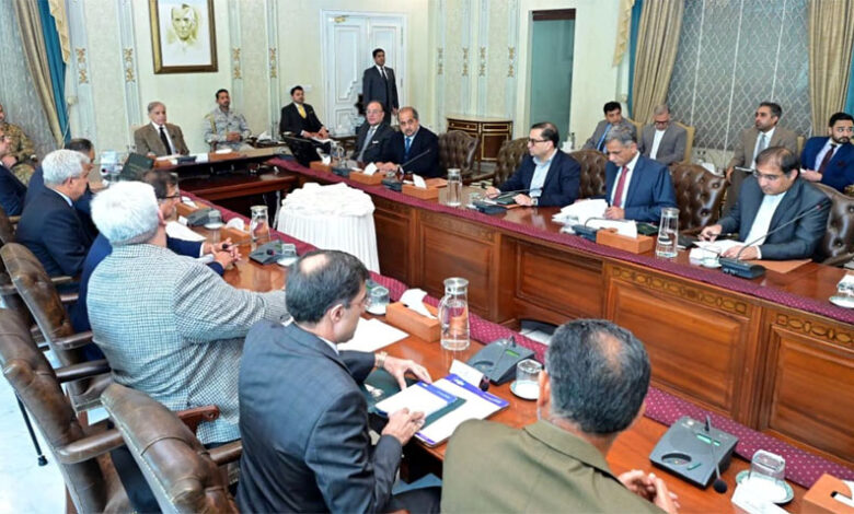 رئيس الوزراء يوجه بتسريع الإجراءات ضد التهرب الضريبي والتهريب