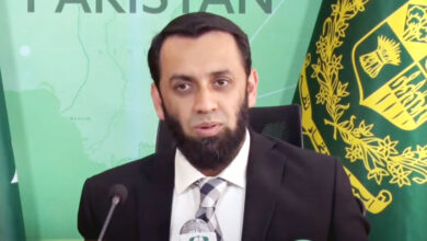 عطاء الله: بدأ إصلاحات لتحويل تلفزيون باكستان إلى مؤسسة ربحية