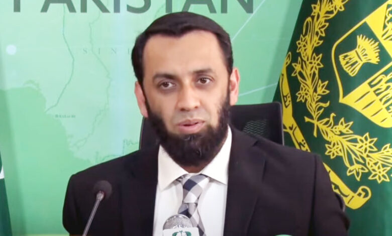 عطاء الله: بدأ إصلاحات لتحويل تلفزيون باكستان إلى مؤسسة ربحية