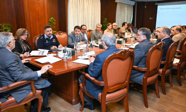 دار يستعرض الاستعدادات لزيارة الرئيس القرغيزي إلى باكستان