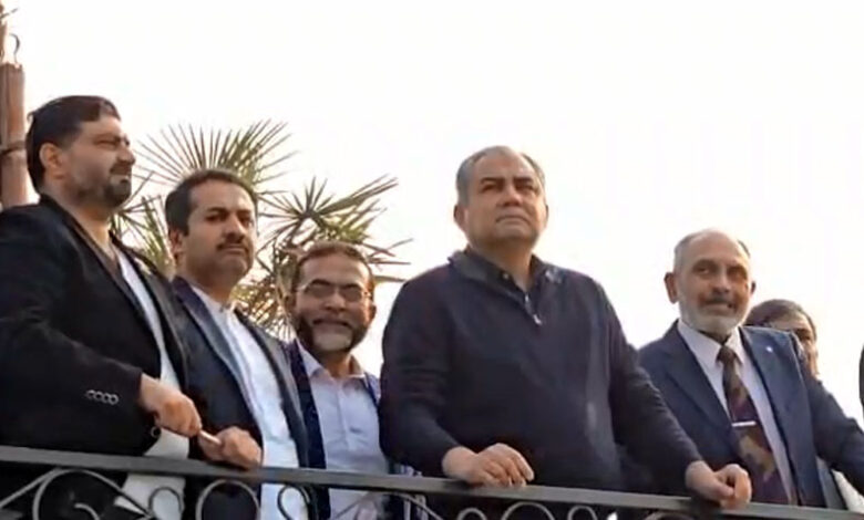 محسن نقوي يقوم بزيارة مشروع مارغالا إنكليف في قطاع تكنولوجيا المعلومات والاتصالات