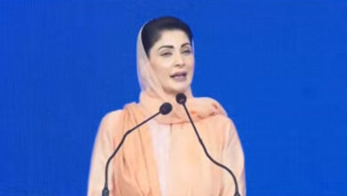 مريم نواز توزع أجهزة كمبيوتر محمولة ومنحًا دراسية على المتفوقين في ملتان وبهاوالبور