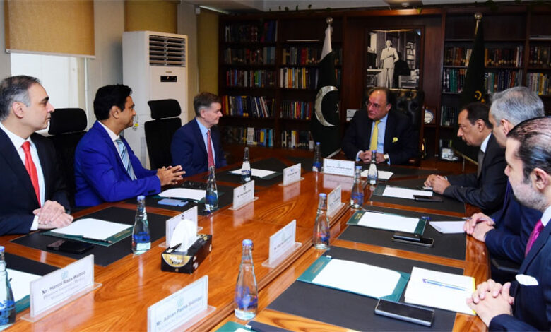 وزير المالية: زخم قوي للتحول الرقمي وتسريع الانتقال إلى الاقتصاد غير النقدي في باكستان