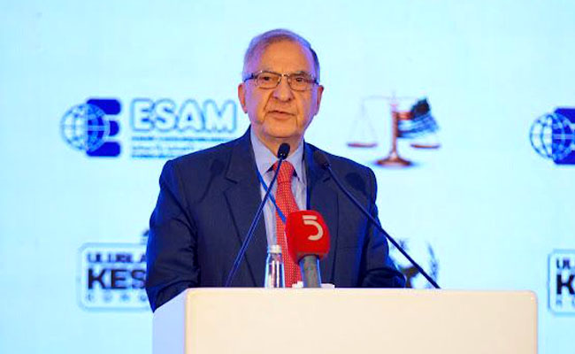 الدكتور غلام نبي فاي