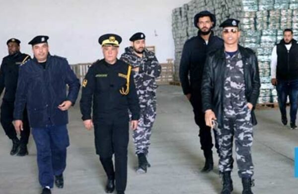 إغلاق أسواق ومخازن مخالِفة لأسعار زيت الطعام في طرابلس