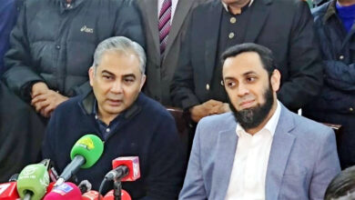 وزير الإعلام: الاقتصاد الباكستاني يتجه نحو الاستقرار والنمو