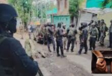 القوات الهندية تعتقل شباناً كشميريين خلال مداهمات في جامو وكشمير المحتلة