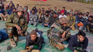 الجيش الهندي يسلح ويدرب حراس الدفاع في جامو وسط قلق حقوقي