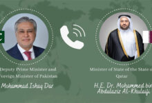 اتصال هاتفي بين إسحاق دار ومحمد الخليفي لبحث التعاون والقضايا المشتركة